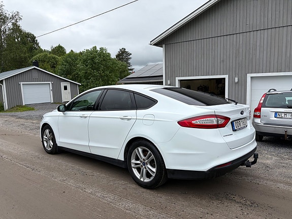 Ford Mondeo 3 of 5