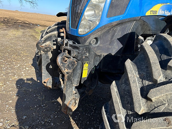 Traktor New Holland T7050 11 of 27