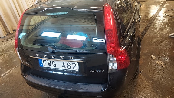 Volvo V50 7 of 9