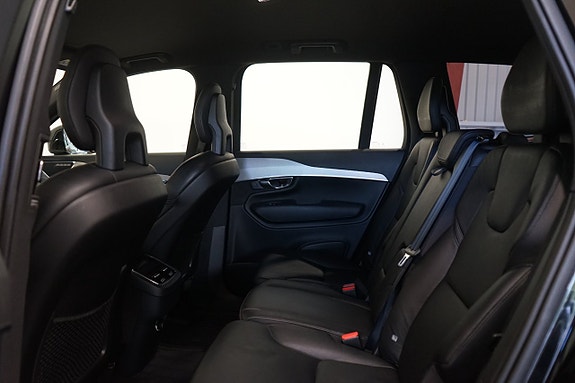 Volvo XC90 7 of 10