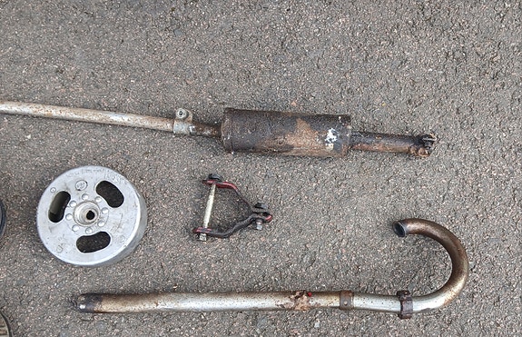 Husqvarna NV Autoped + delar 6 of 6