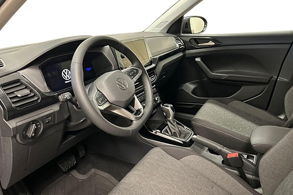 Volkswagen T-Cross 10 of 15