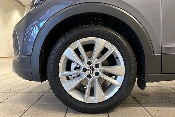 Volkswagen T-Cross 13 of 15
