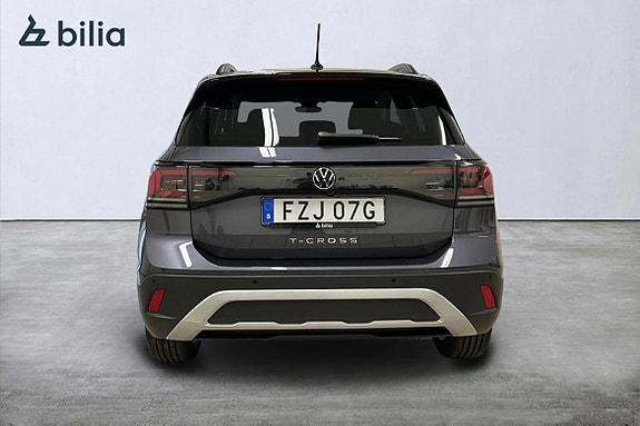 Volkswagen T-Cross 3 of 5