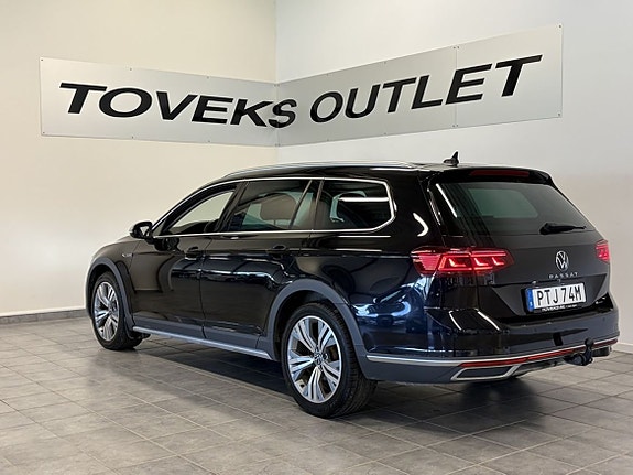 Volkswagen Passat Alltrack 4 of 5