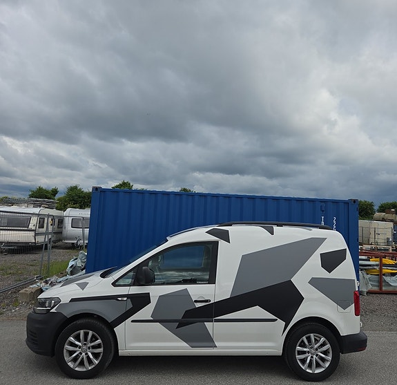 Volkswagen Caddy 2 of 5