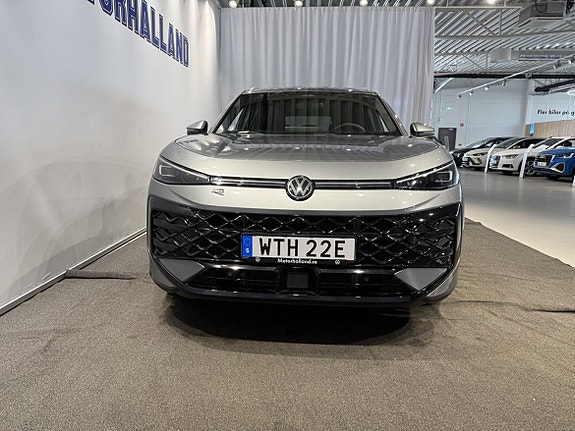 Volkswagen T-Roc 3 of 24