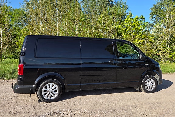 Volkswagen Transporter 3 of 5