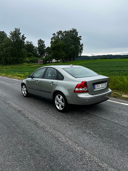 Volvo S40 6 of 9