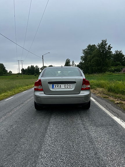 Volvo S40 4 of 9