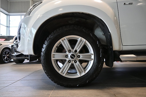 Isuzu D-max 6 of 20