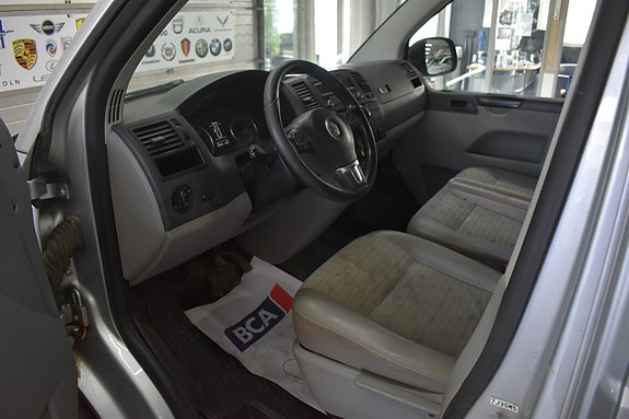 Volkswagen Transporter 4 of 5
