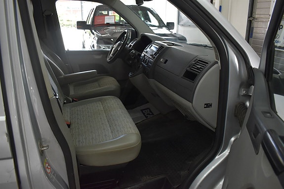 Volkswagen Transporter 6 of 11