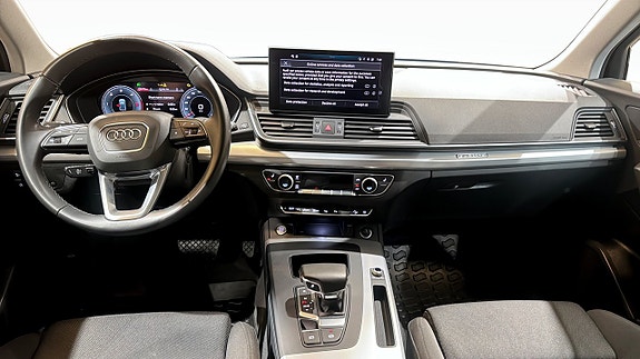 Audi Q5 10 of 21