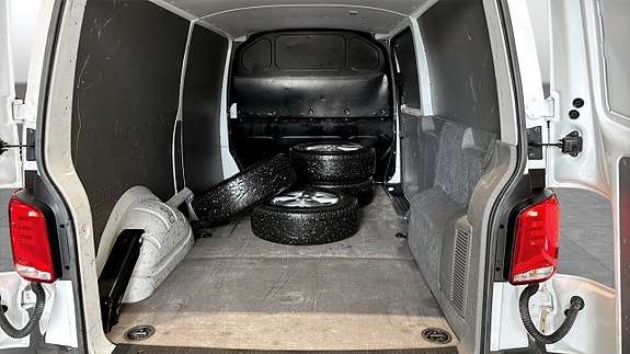 Volkswagen Transporter 12 of 12