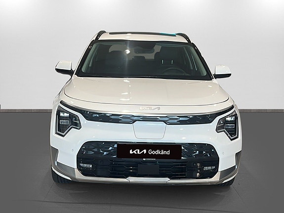 Kia Niro 2 of 5