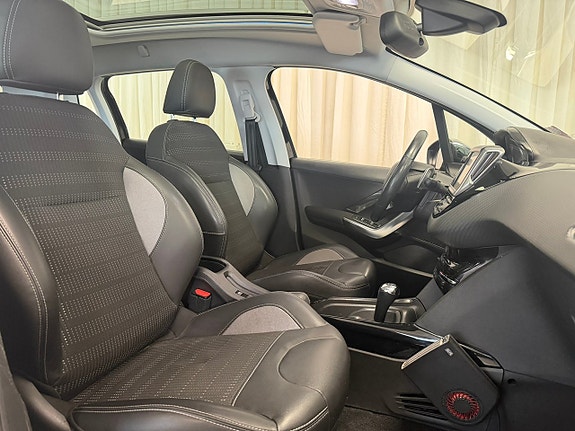 Peugeot 2008 7 of 21