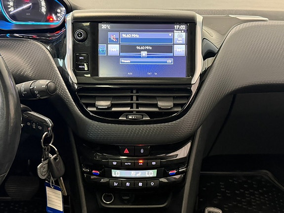 Peugeot 2008 15 of 21