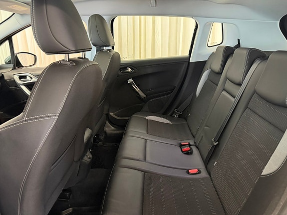 Peugeot 2008 13 of 21