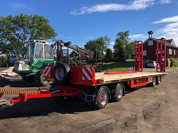 Chieftain 4-axl maskintransport 30 ton traktor 2 of 8