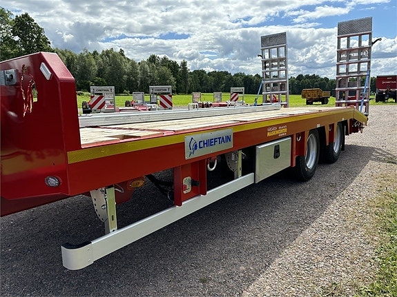 Chieftain 2-axl Maskintransportkärra lastbil 5 of 7