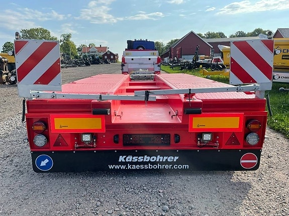 Kässbohrer Maskintrailer trombon 3-axlig hydraulisk styrning 3 of 20