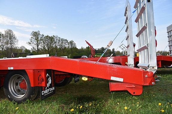 Chieftain 3-axl Maskintransportkärra traktor 24 ton 5 of 6