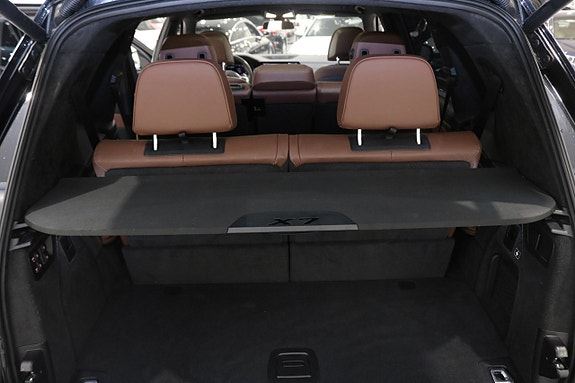 BMW X7 24 of 30