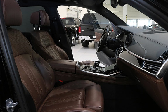 BMW X7 19 of 30