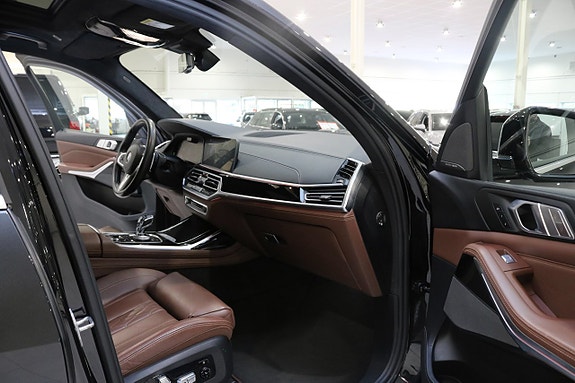 BMW X7 16 of 30