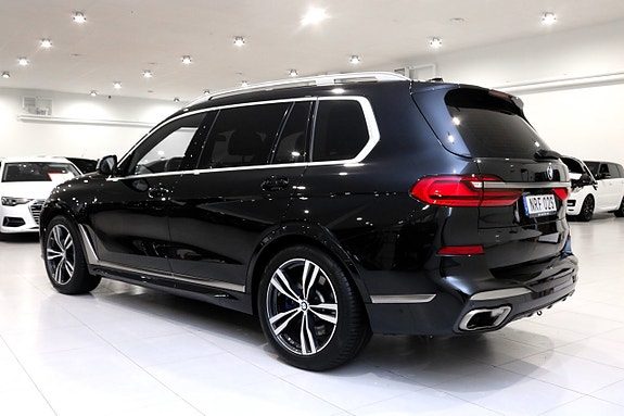 BMW X7 7 of 30