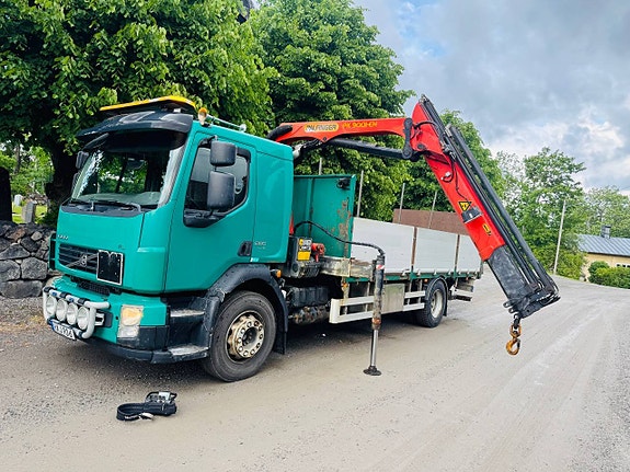 Volvo FL280 4x2 Brädgårdsbil Kran + Bakgavellyft