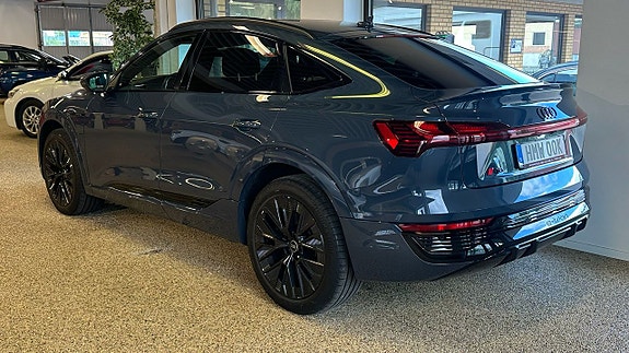 Audi Q8 e-tron 2 of 5