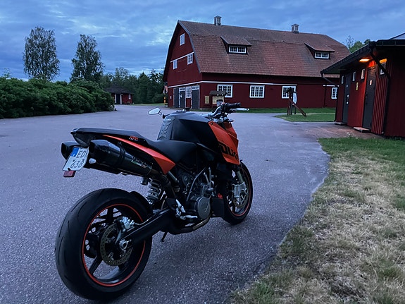 KTM 990 Superduke 2 of 4