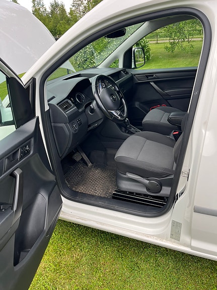 Volkswagen Caddy Maxi 5 of 5