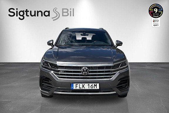 Volkswagen Touareg 2 of 30