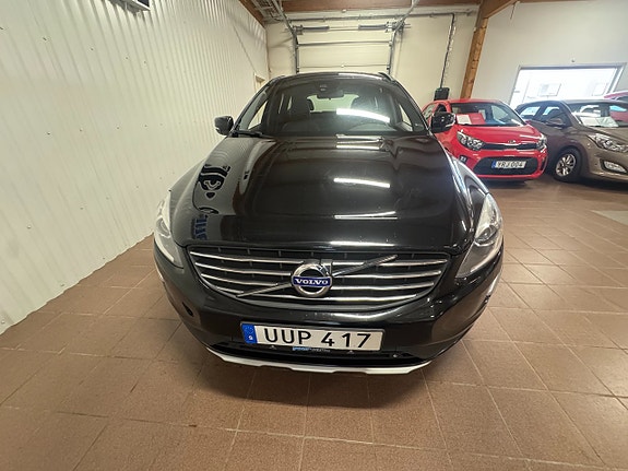 Volvo XC60 4 of 11