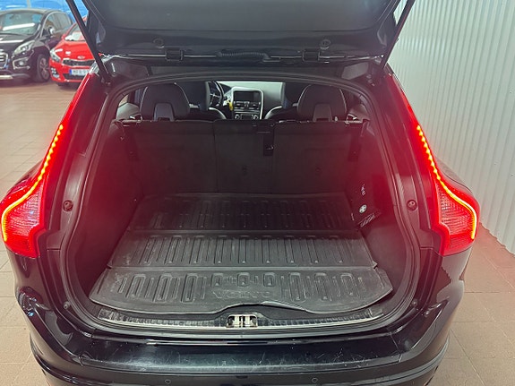 Volvo XC60 11 of 11