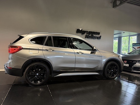 BMW X1 8 of 30