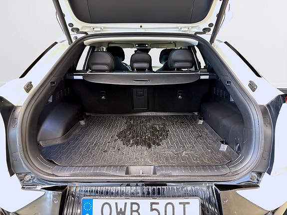 Kia EV6 8 of 16