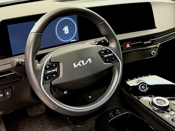 Kia EV6 14 of 16