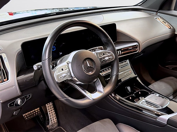 Mercedes-Benz EQC400 15 of 18
