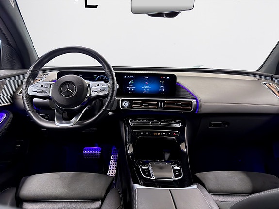 Mercedes-Benz EQC400 12 of 18