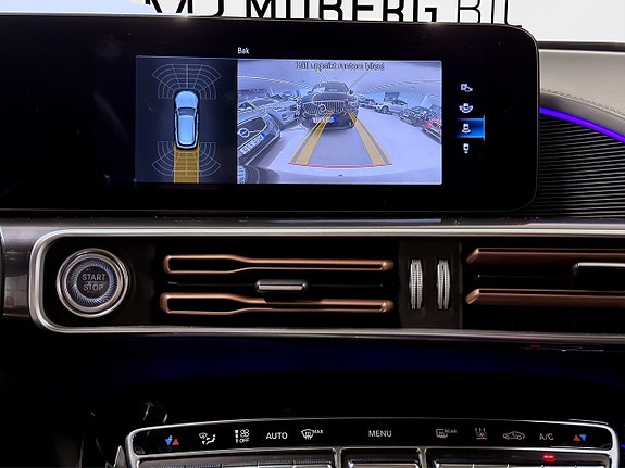 Mercedes-Benz EQC400 18 of 18