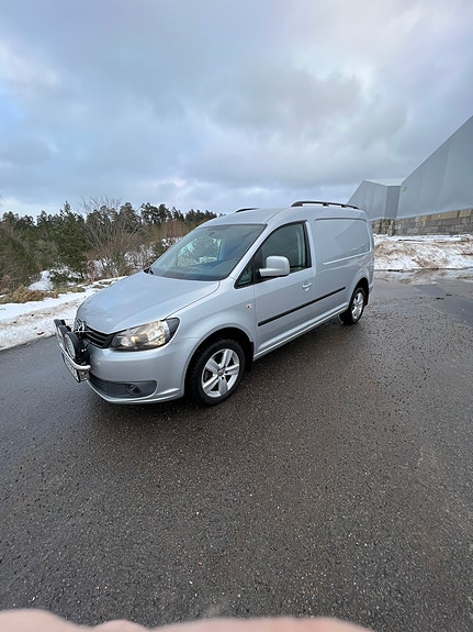 Volkswagen Caddy Maxi 3 of 5