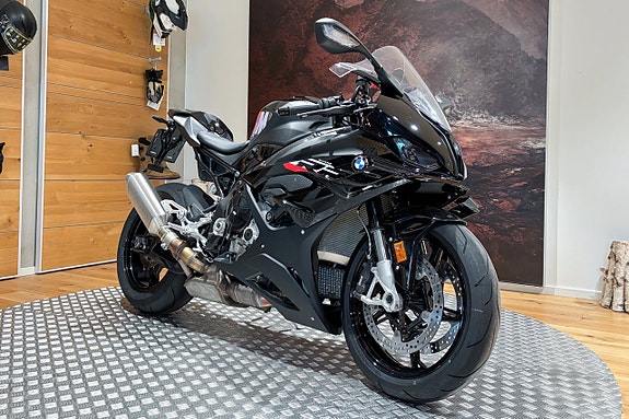 BMW S 1000 RR |Carbon frame cover|Bonomici racing|Endast 500 mil| 3 of 5