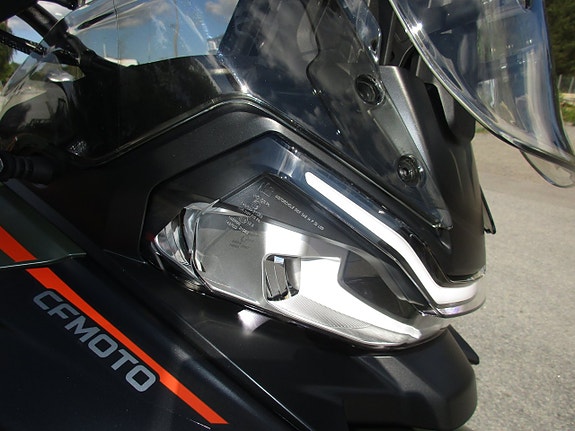 CFMOTO 1000 MT-X Low 5 of 5