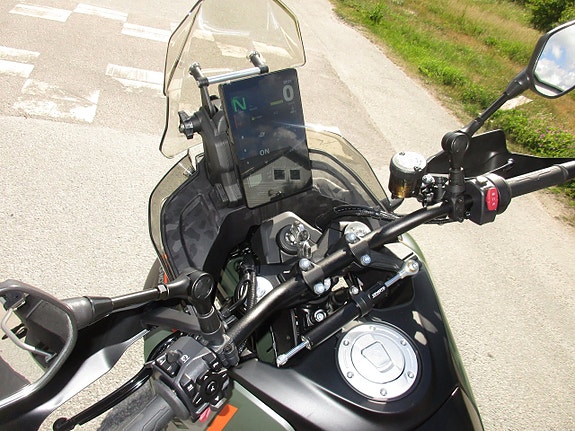 CFMOTO 1000 MT-X Low 4 of 5