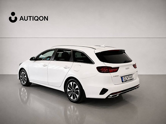 Kia Ceed 3 of 5