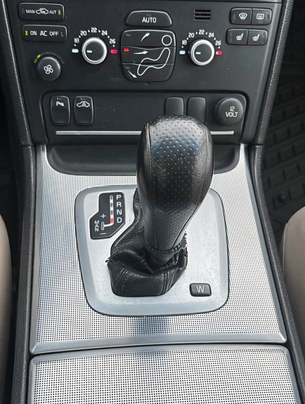 Volvo XC90 15 of 15